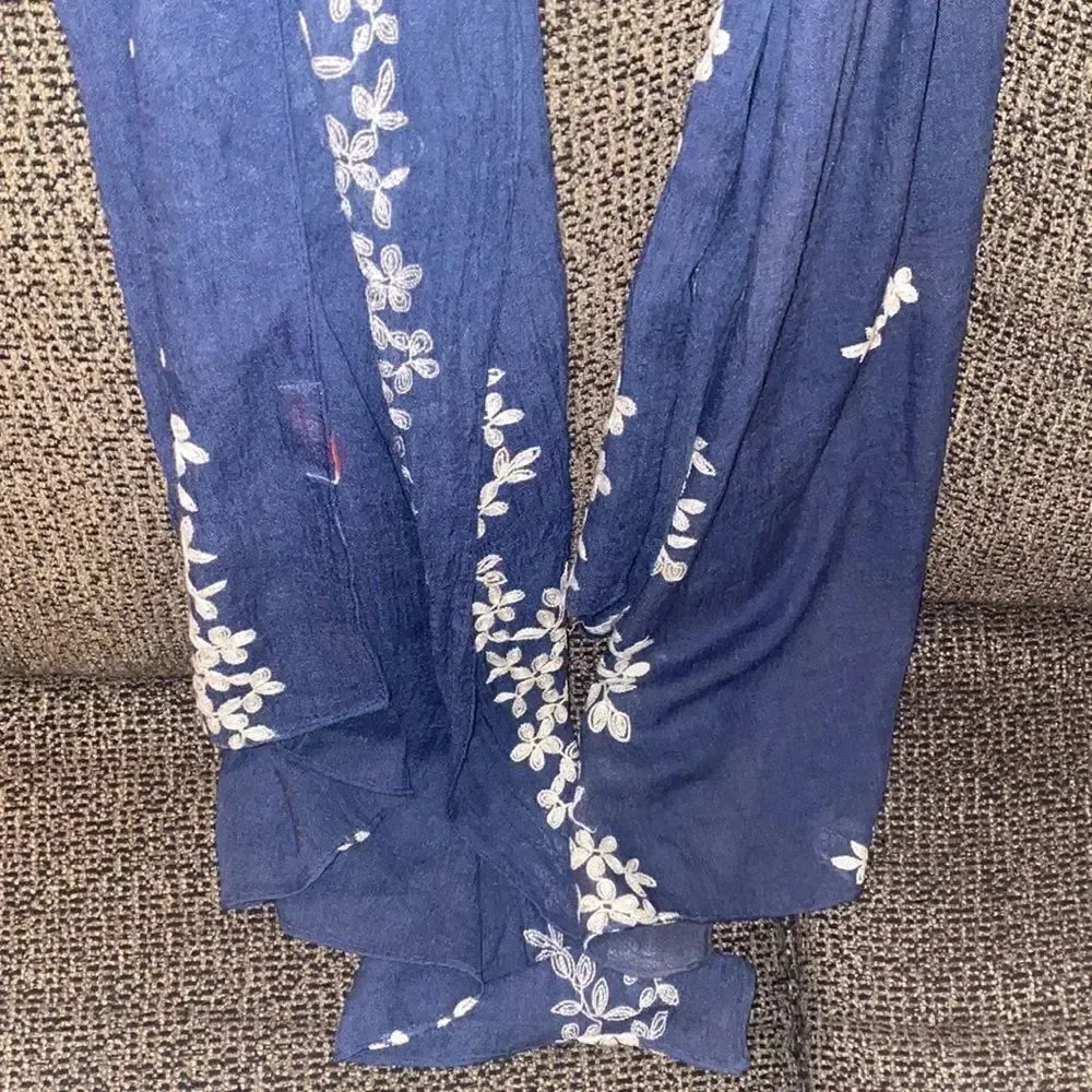 ✨RiscaWin Lady Sheer Soft Hit Jasmine Floral Embroidered Flower Scarf Shawl✨